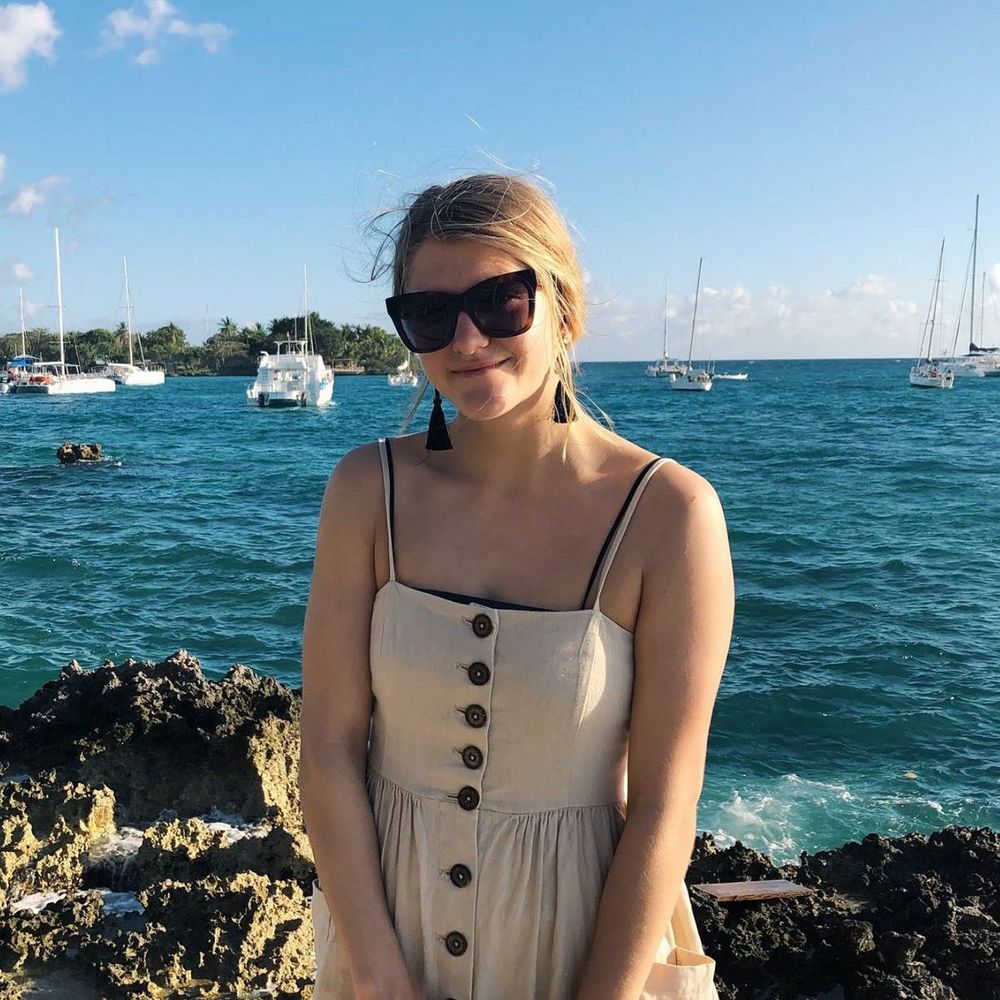 Meet your Posher, Natalie